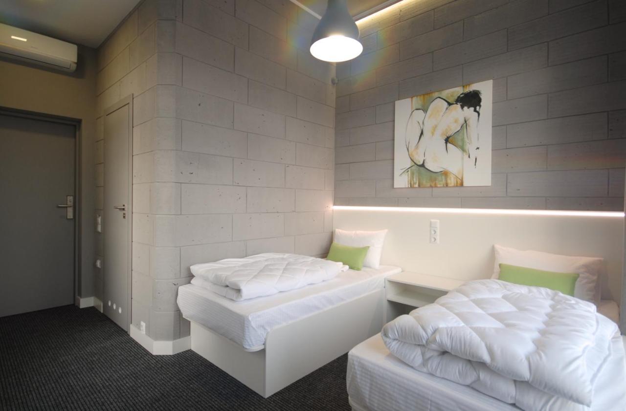 Cubby Hotel Lviv Ngoại thất bức ảnh