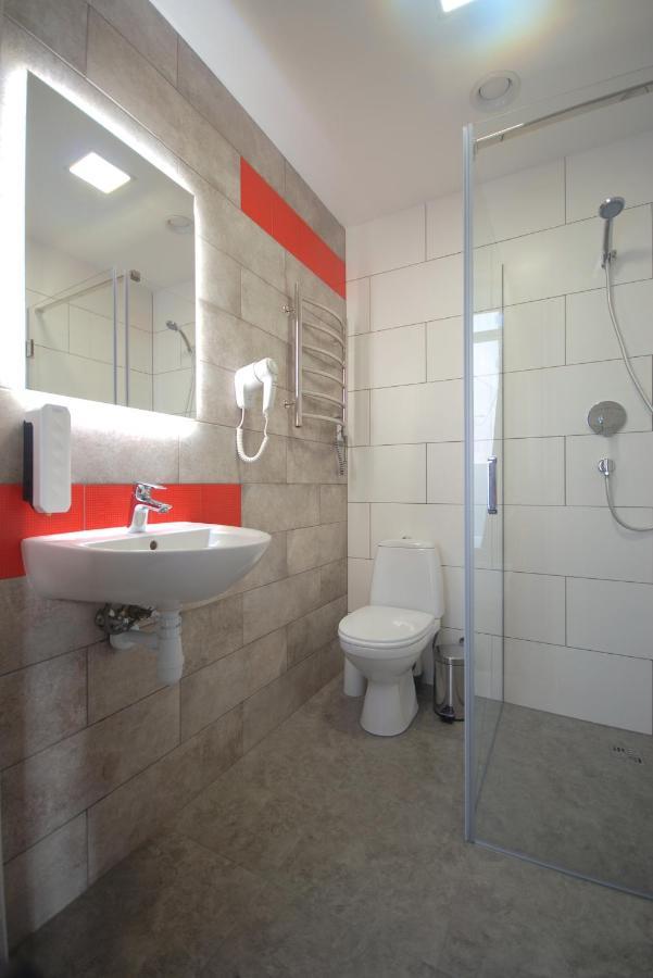 Cubby Hotel Lviv Ngoại thất bức ảnh