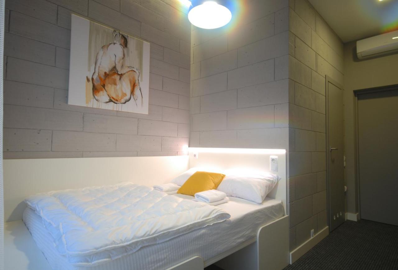 Cubby Hotel Lviv Ngoại thất bức ảnh