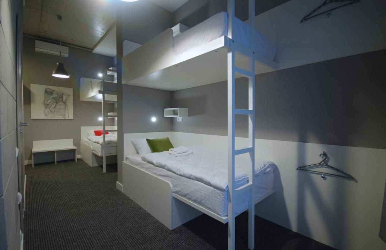 Cubby Hotel Lviv Ngoại thất bức ảnh